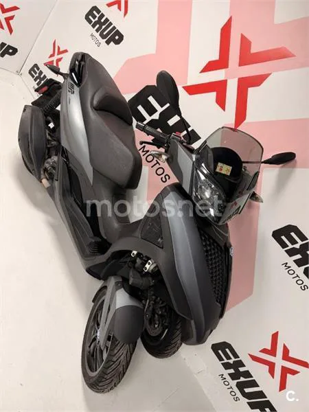 Piaggio MP3 Yourban 300 LT Sport – Vista 3