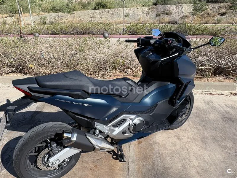Honda Forza 750 – Vista 6