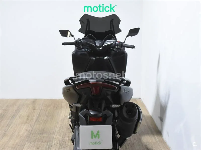 Yamaha TMAX 560 – Vista 6