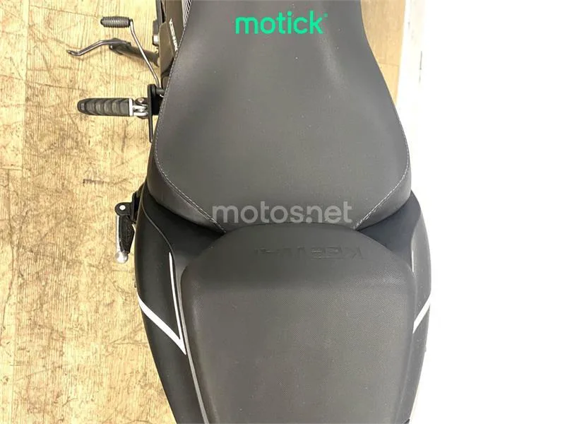 Keeway RKF 125 – Vista 12