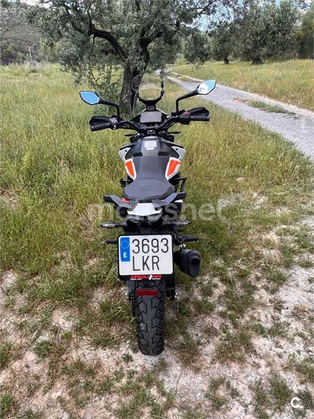KTM 390 – Vista 4