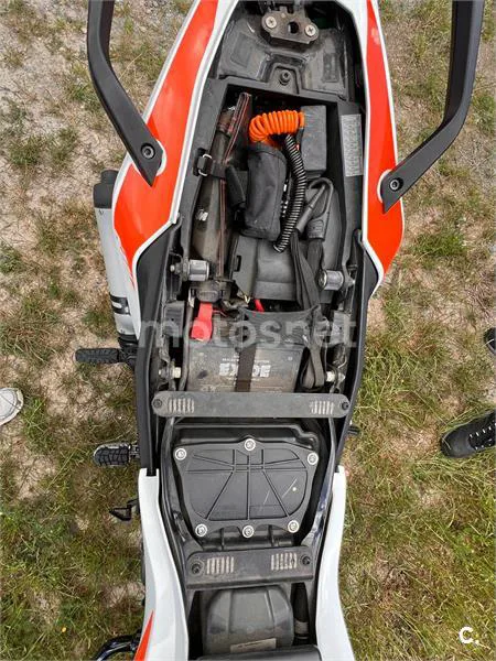 KTM 390 – Vista 8