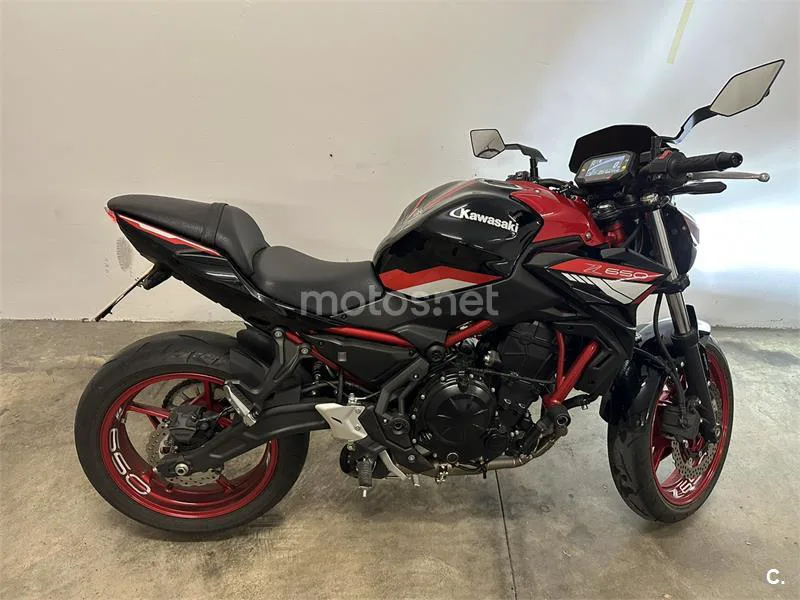 Kawasaki Z650 – Vista 4