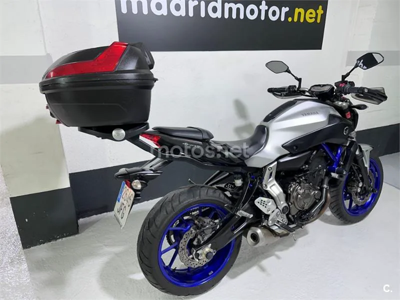 Yamaha MT-07 – Vista 5
