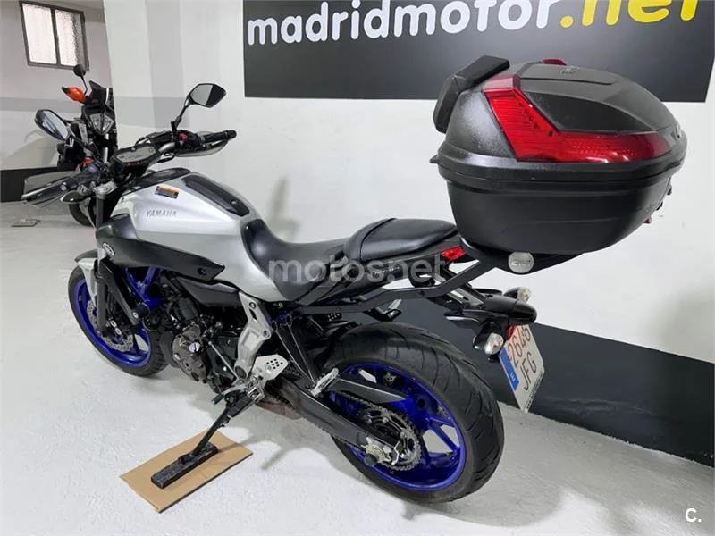 Yamaha MT-07 – Vista 6