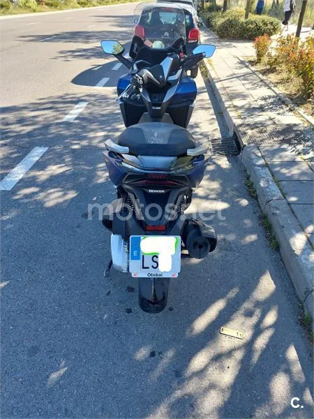 Honda Forza 350 – Vista 7