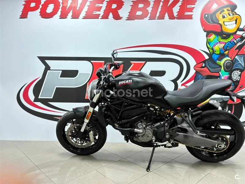 Ducati Monster 821 – Vista 5
