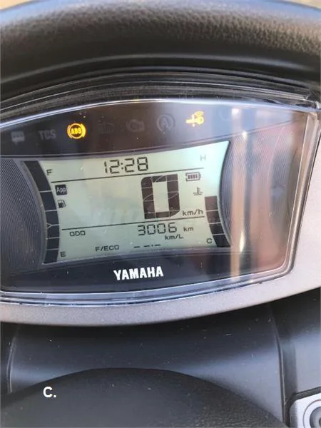 Yamaha NMAX – Vista 2