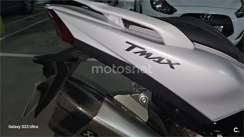 Yamaha TMAX – Vista 6