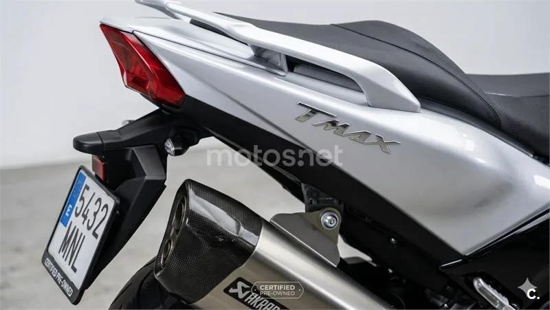 Yamaha TMAX – Vista 7