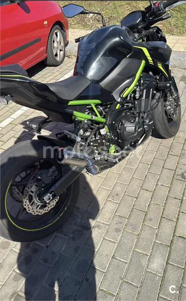 Kawasaki Z900 – Vista 3