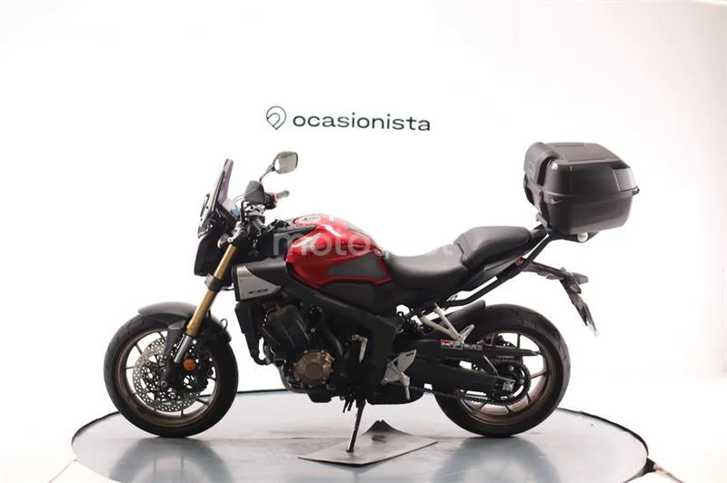Honda CB 650 R – Vista 4