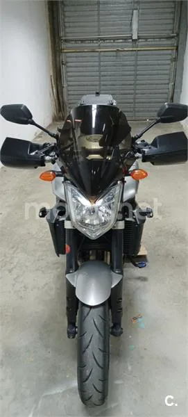 Yamaha FZ1 – Vista 3