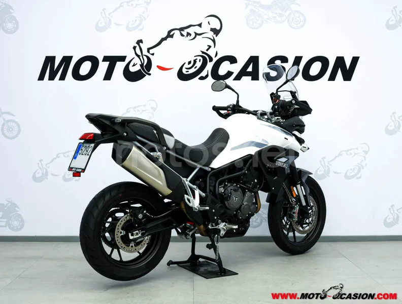 Triumph Tiger 900 – Vista 3