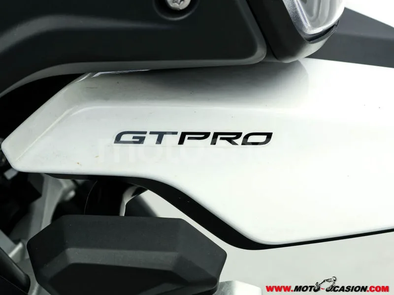 Triumph Tiger 900 - Vista 8