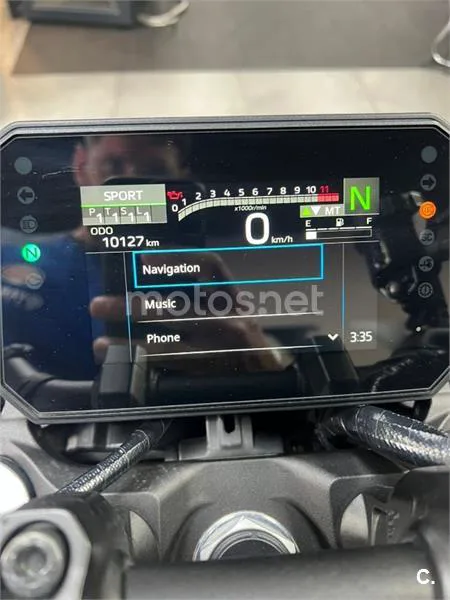 Yamaha MT-09 – Vista 17