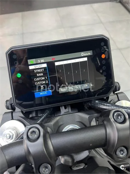 Yamaha MT-09 – Vista 18