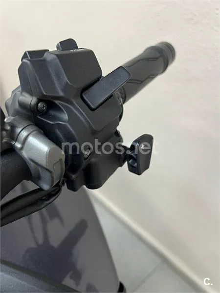 Yamaha MT-09 – Vista 21