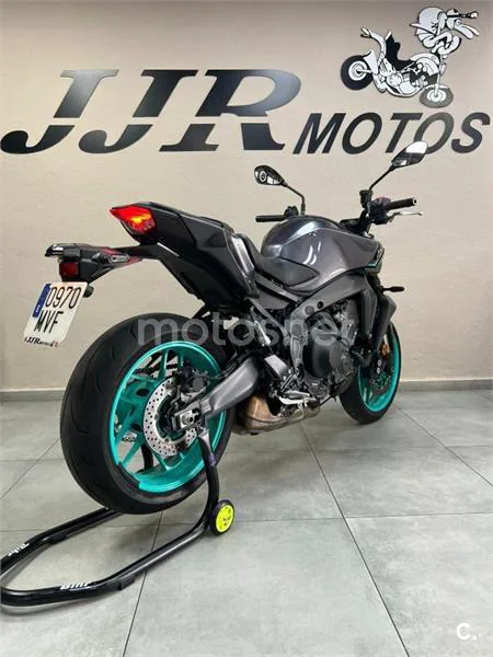 Yamaha MT-09 – Vista 4