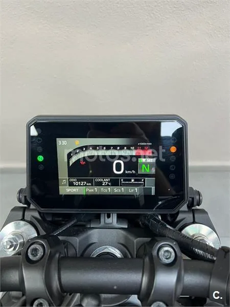 Yamaha MT-09 – Vista 9
