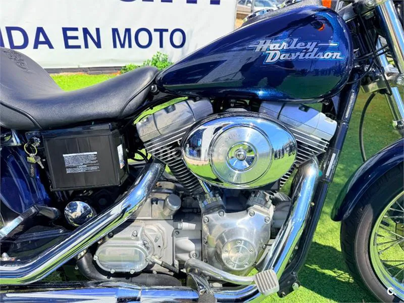 Harley-Davidson Dyna Super Glide – Vista 7