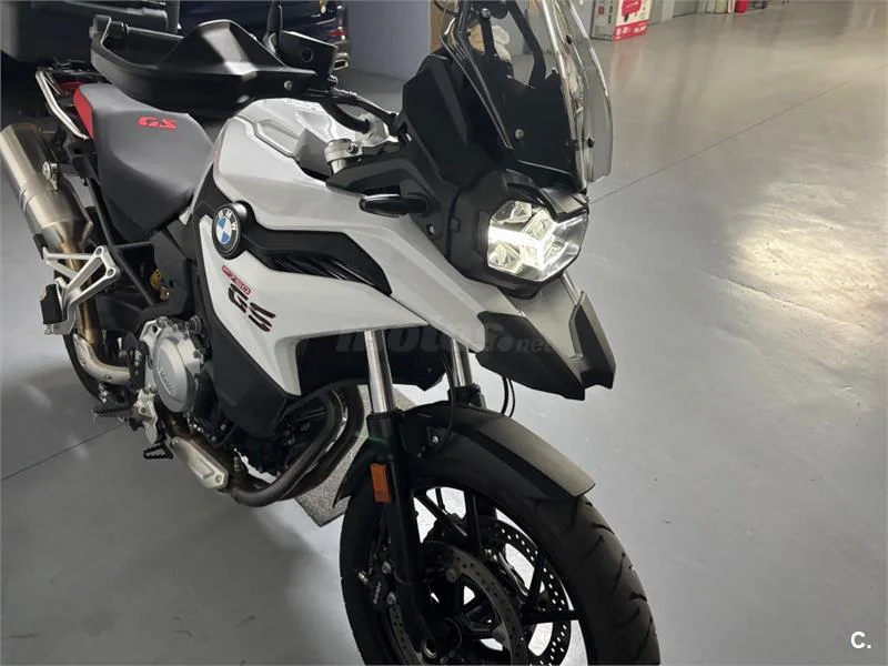 BMW F 750 – Vista 3