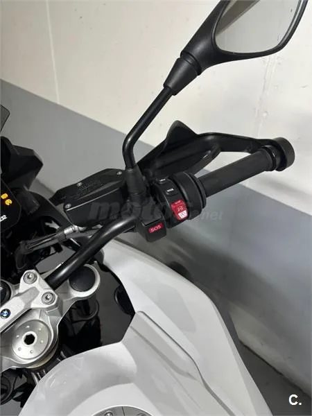 BMW F 750 – Vista 5