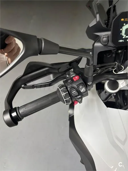 BMW F 750 – Vista 6