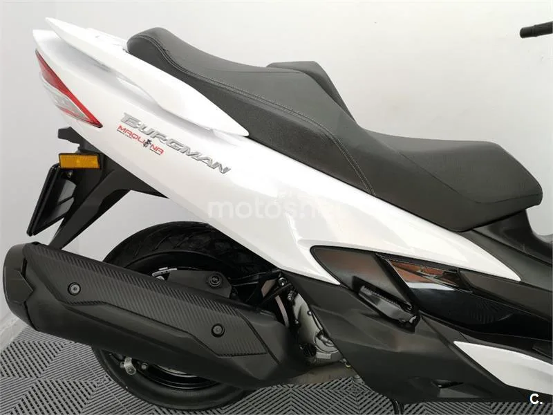 Suzuki Burgman 400 – Vista 5