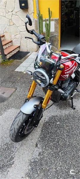 Triumph Speed 400 – Vista 3