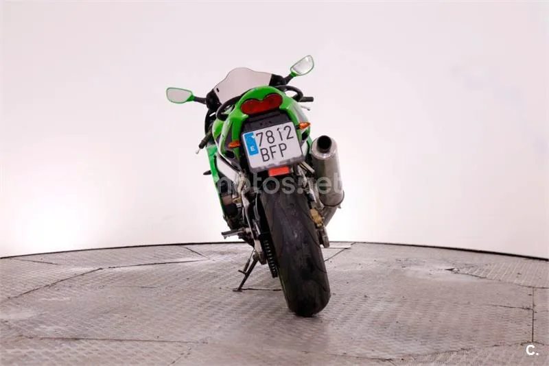 Kawasaki Ninja ZX-9R – Vista 5