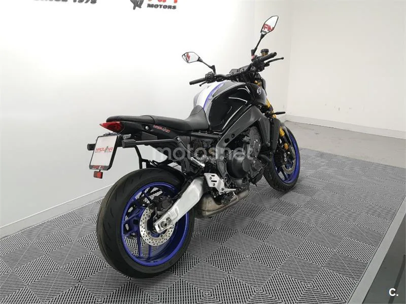 Yamaha MT-09 – Vista 4