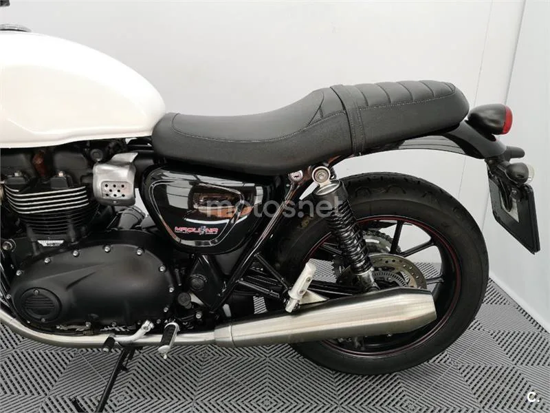 Triumph Street Twin – Vista 17