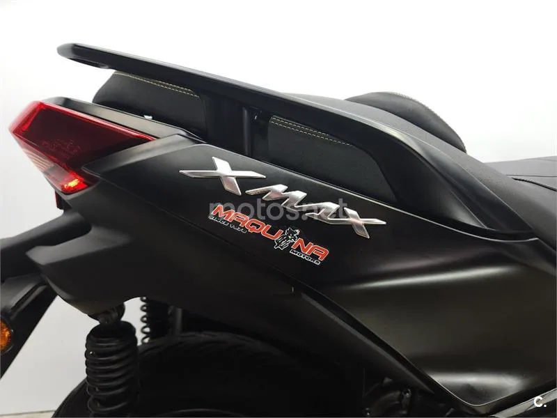Yamaha XMAX 300 – Vista 12
