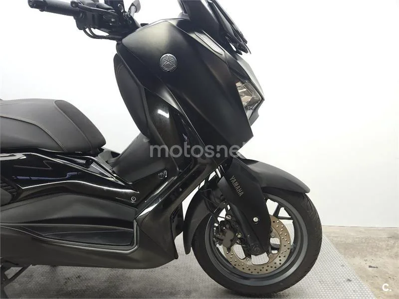 Yamaha XMAX 300 – Vista 6