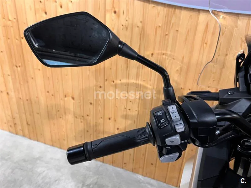Honda NC 750 X – Vista 18