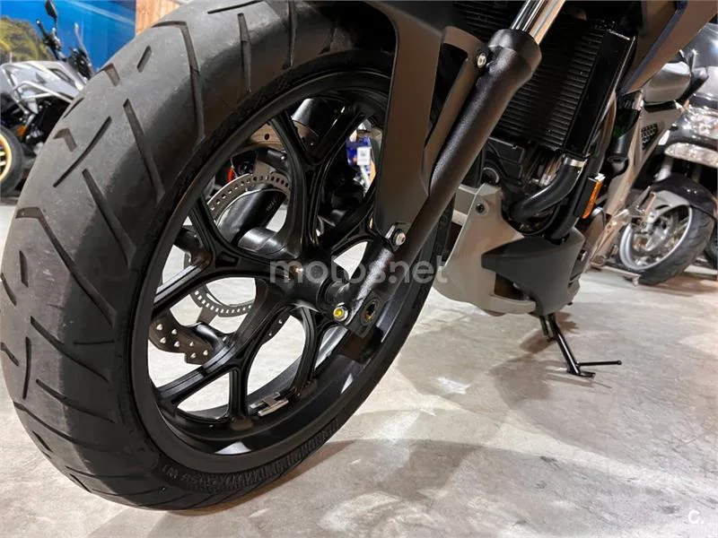 Honda NC 750 X – Vista 70