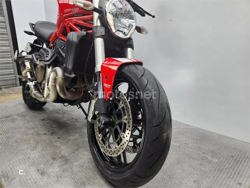 Ducati Monster 821 – Vista 12