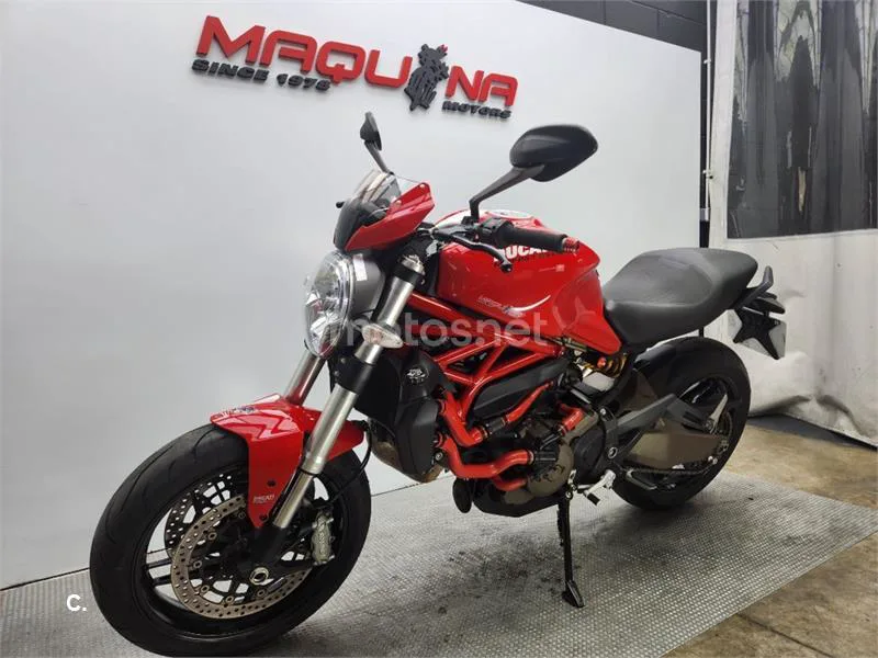 Ducati Monster 821 – Vista 16