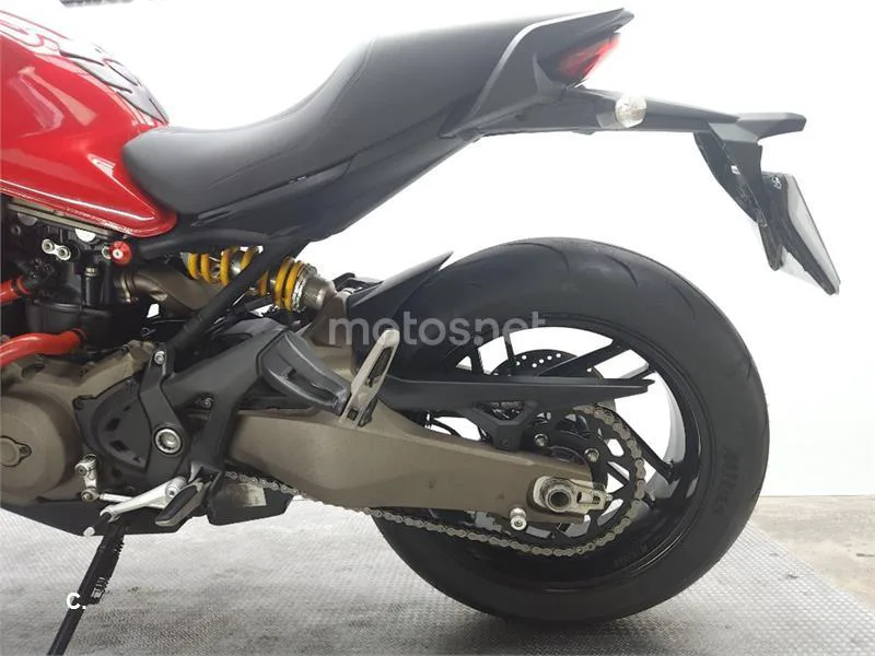 Ducati Monster 821 – Vista 18
