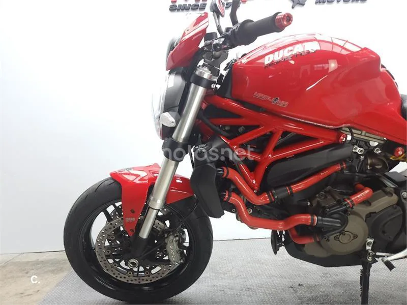 Ducati Monster 821 – Vista 19