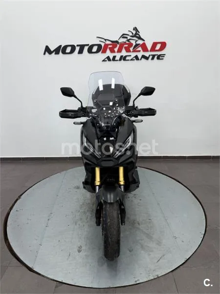 Honda X-ADV – Vista 15