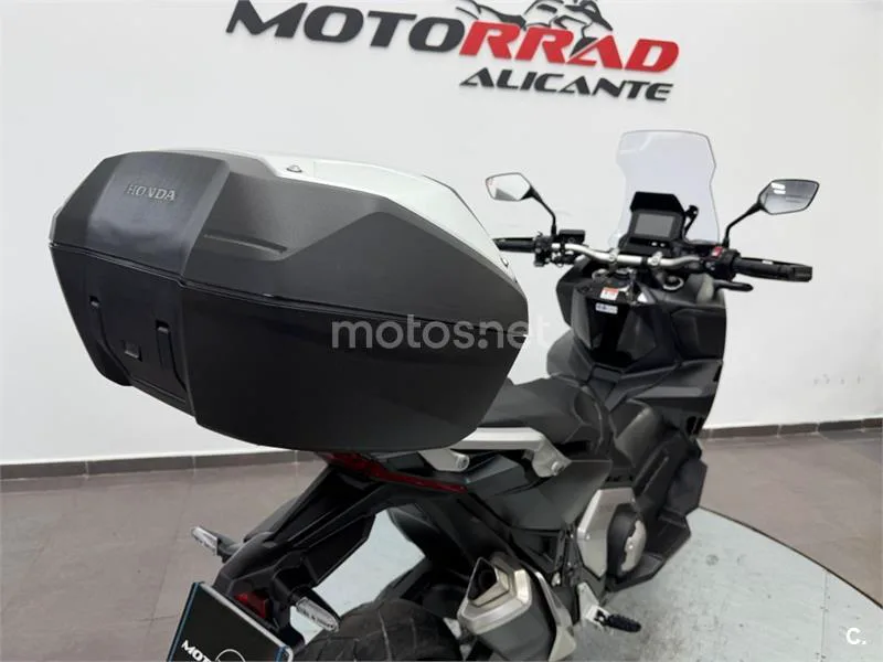 Honda X-ADV – Vista 9
