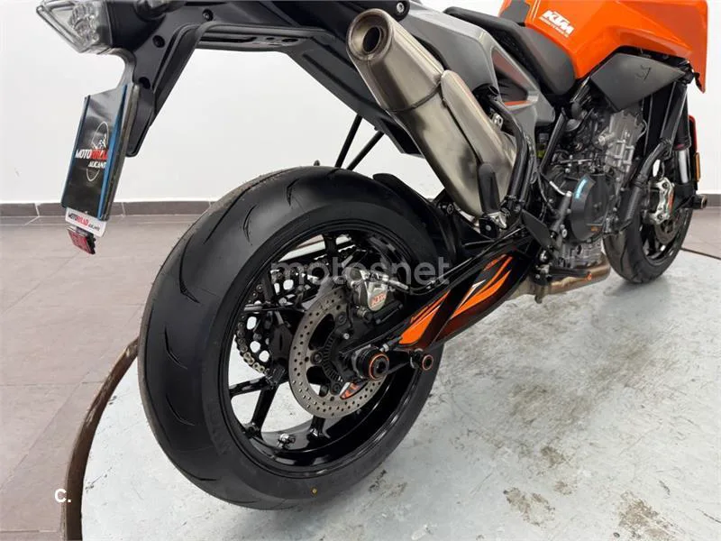 KTM 790 – Vista 15