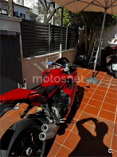 Ducati SuperSport – Vista 4