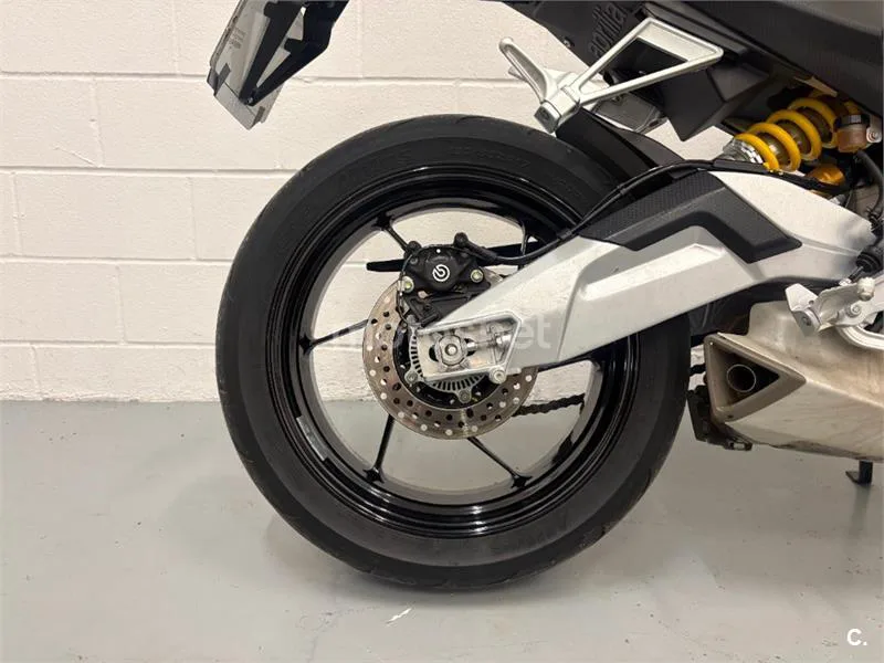 Aprilia Tuono 660 – Vista 9