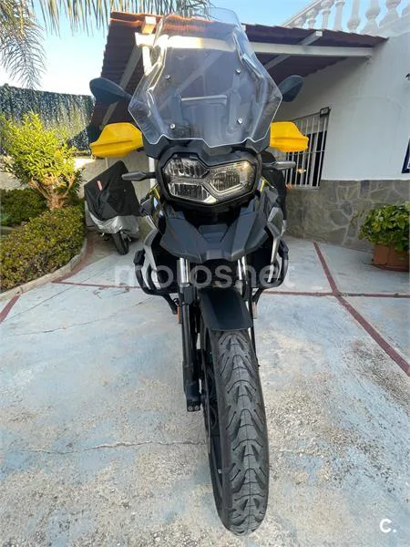 BMW F 750 – Vista 3