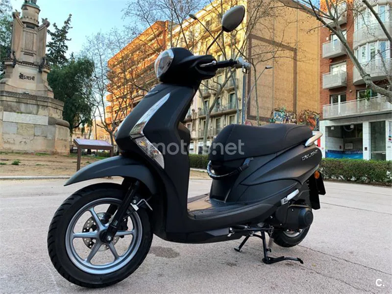 Yamaha D'elight 125 – Vista 3