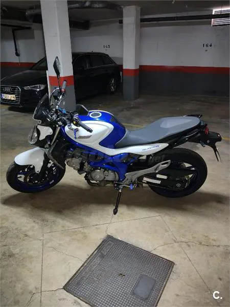 Suzuki SFV 650 Gladius – Vista 4