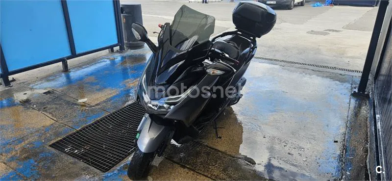 Honda Forza 125 – Vista 3